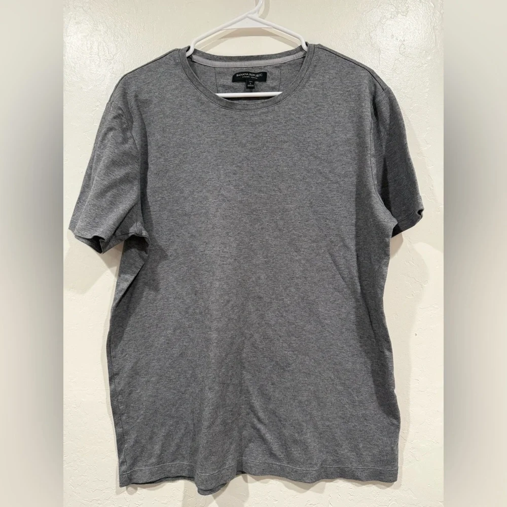Banana Republic Gray Men’s Luxury Touch 100% Cotton T-Shirt size L Tall